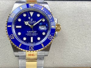 Vs 劳力士 间金蓝水鬼 41Mm全新壳型正品开模不是拿40Mm壳改的，搭载Vs全新3235机芯，72小时动能储存。没错，72小时。市面3235机芯，28242
