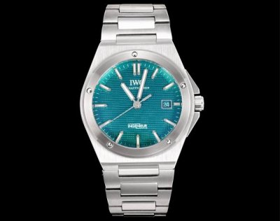 Iwc万国工程师系列腕表，没有任何特殊功能，仅三针和日期显示，毫不遮掩、淋漓尽致地展现工程师系列的奢华运动气息 机芯 Bls出品仍然秉承高性价比，低廉实惠的原则