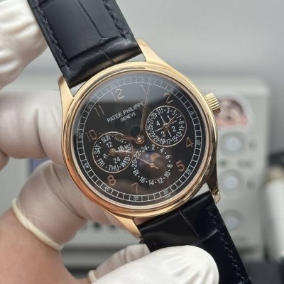 百达翡丽5074R 真月相39M 搭载Cal.324Q机芯