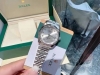 配图片全套包装35 劳力士 日志系列经典女款31mm，实芯5珠钢带-原装压扣日本石英机芯 小红书火爆银盘表盘采用A级珍珠贝壳材质彰璀璨夺目、设计显出独特高贵优雅