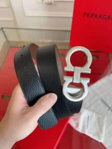 特 Ferragamo.菲拉格慕 全套新款包装 宽度3.5Cm 高级定制款男士皮带 双面进口牛皮 可双面使用 自行选择搭配 真材实料 很有质感 时尚经典不失风范