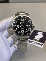 浪琴康卡斯水中霸主，荣耀降临。劈波斩浪，勇往直前。 表壳 腕表尺寸41X12Mm。316L精钢壳套完美无瑕，打磨工艺高超，延续一丝不苟的卓越品质，树立业界新标杠