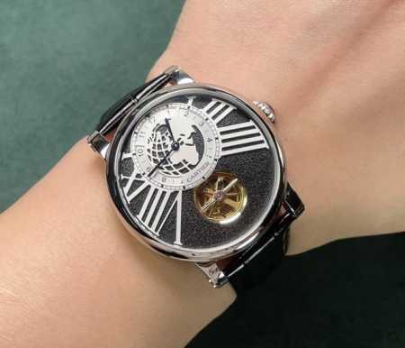 白壳860玫壳680 新品 卡地亚 Cartier地球系列 采用全自动机械机芯 表壳316精钢打造 字面镂空叠加凸显立体感 超强耐磨镀膜玻璃镜面 进口小牛皮皮带 - 点击图像关闭