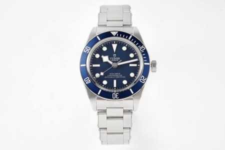 Zf年度最佳精品 碧湾小盾 复古别致 Zf震撼推出 帝 陀碧湾系列M79030N-0001腕表 红三角 金时标 小尺寸 巧妙融合品牌传统美学与当代制表工艺 极尽 - 点击图像关闭