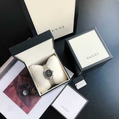 古驰 Gucci Gg2570 Ya14 2 系列腕表。尽显品牌独有特色，采用复古设计、更突出女性优雅魅力！时尚手表、搭载进口石英机，以旭日纹作为表盘，源自意大 - 点击图像关闭