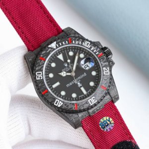 最新升级碳纤维Rolex劳力士百搭！ Submariner 潜航者Sub水鬼，完美呈现！ 1：升级更便捷-更百搭的魔术贴表带！通用大小手腕男士女士均适合佩戴！