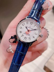 29尺寸 积家jaeger-Lecoultre约会系列［蓝宝石镜面］浪漫登场，修正现市面任何版本的所有不足之处，简约淑女，尽显浪漫情怀！ 表壳 腕表尺寸29Mm