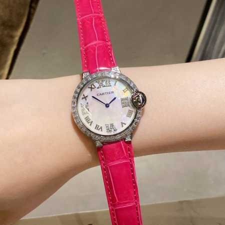 鳄鱼皮白壳 金壳 美洲鳄皮带 36Mm Ballon Blanc De Cariter女士腕表方钻系列 方钻是钻石众多切割形状之一 属于异形钻石 方钻的英文是p - 点击图像关闭