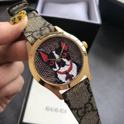 真皮表面 最新经典百搭款 No.56 Gucci古驰G-Timeless Ya1264062啡，38*10Mm石英中性表，以全息图效果打造三维立体感，浮雕表面饰