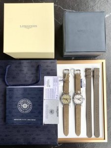 原单经典版型 平纹纹系列 3.4Cm宽度 专柜精品铜扣 真空电镀 工艺精细缝制 原版面料原版牛皮 质感超赞 手感柔软