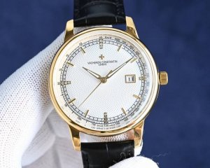 江诗丹顿传承系列腕表升级版 该表搭载由原装9015。让表更显纤薄，频率为每小时振动28,800次对表壳的四个角弧度进行改善，表盘颜色弧度更契合，表盘打磨更细腻，