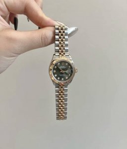 Rolex劳力士 女装日志型系列 自动机械机芯 防水 橄榄绿 日显 镶钻绿盘 女表 瑞表 31Mm 绿色表盘