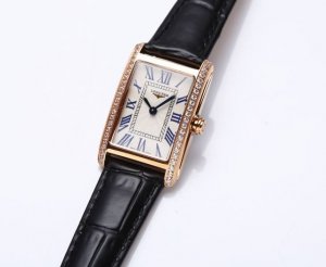 台湾厂出品：白皮p 金20.. 钻40. 本品均已严格经过防水压力测试，防水可达120米 本品配置吊牌卡片出售，退换均以整套进出，凡不配套不予退换，望请谅解
