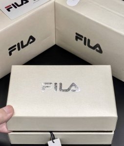 Fila斐乐 青春校园 不对称潮流 石英机芯 白色表盘 男女同款 舒适时尚通勤学生