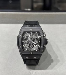 宇舶Hublot-全新彩色“陶瓷工艺”之黑陶瓷！ 灵魂Big Bang系列 以赛车为灵感，推出全新Spirit Of Big Bang限量腕！腕表结合Spiri