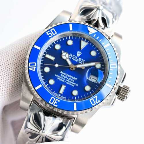 时隔三年Bobo重工打造克罗心，给你不一样的体验，不喜欢撞鬼的你，它绝对是你的知音劳力士Rolex水鬼后镶钻克罗心系列男士精品时尚腕表，搭配进口全自动机械机芯，