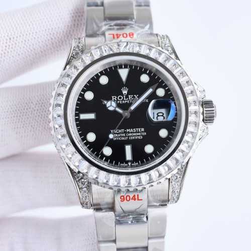 顶级复刻 劳力士 Rolex 全球限量宝石款-游艇名仕型 Yt1 美学上推迟了极限，在这款表上您可将对珠宝和瑞士腕表的喜爱合二为一。表圈、表壳都镶满施华洛世奇美