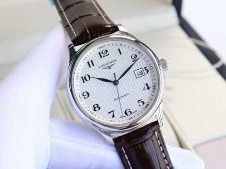 浪琴-Longines 名匠系列 再次升级版本 多次反复修缮至完美 极致严格的质量保证。确保采用原版式抛光和拉丝工艺，高硬度水晶镜面，更加透彻明亮，文字，典雅的 - 点击图像关闭