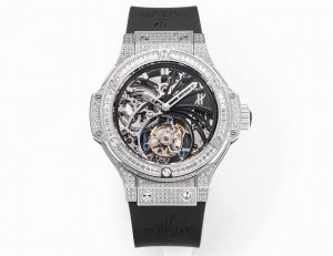 6370恒宝 Hublot 宇舶 真飞轮 Hb1 V4升级版 升级如下 升级使用原装壳套起模壳身 侧耳不再使用塑料 搭配升级版真陀飞轮心脏 加强防震 解决了市场