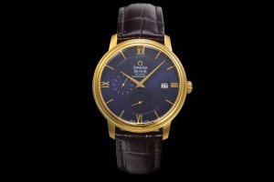 白 -金 Tw欧米家蝶飞系列多功能腕表，带来重大技术突破不仅完美实现原装所有功能，就连大小厚度也与原装无异市场独家厚度与专柜一致。表壳腕表尺寸39.5X12.5