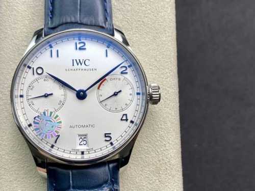 Zf销量神器 V5 葡7 万国Iwc 葡萄牙系列 七日链 葡七 自动机械机芯 独立小秒针 真动能指示 蓝宝石玻璃 牛皮表带42Mm
