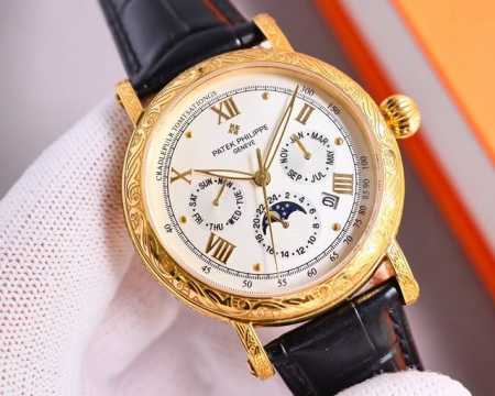白壳 金壳 百达翡丽patek Philippe复杂功能系列-纯手工-雕花腕表-惊艳登场，42毫米的表径适配大众男性手寸，非常商务可亦休闲。整表表壳手工雕刻花纹 - 点击图像关闭