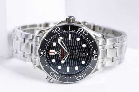 Sj出品 白壳 金壳 Vs 欧米茄 Omega Kv6 海马300米产品体验活动：体验期间买300米钢带版本赠送一副胶带扣体验礼。 东西好坏上手才知道，不要轻信 - 点击图像关闭