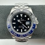 Arf劳力士Gmt格林尼治升级版。采用一致904L钢材，一体成形的陶瓷白金字体圈口与一致。全新3285一体机芯。同步Gmt针通过正反调时间及日历，配件通用原装。