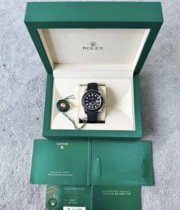 最经典的游艇，低调奢华 劳力士游艇名仕型 M126655-0002 自动上链 18K永恒玫瑰金 40毫米 ，性价比最高的游艇；非常搭配衣服，新款，25年全套#顶