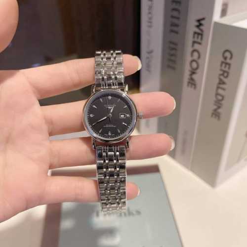 白壳 玫 精致女表 送礼佳品 品牌 浪琴--Longines 类型 女士腕表 机芯 进口石英机芯 材质 316L精钢表壳 表镜 矿物强化玻璃镜面 皮质 真皮表带