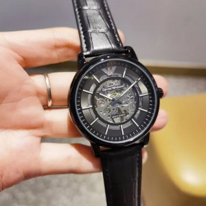 阿玛尼－Emporio Armani优雅男士腕表 ，全自动机械机芯，超强矿物质镜面 ，真空电镀，精密防水，走时精准，直径：45Mm，厚度：13Mm，高端大气上档