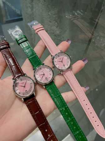 白 金 钢带10 天梭tissot 全新卡森臻我系列情侣对表，刘亦菲黄晓明倾情代言。臻我 寓意每时每刻做真实的自己。每一种身份，皆是兴之所至。每一年真我，都独具 - 点击图像关闭