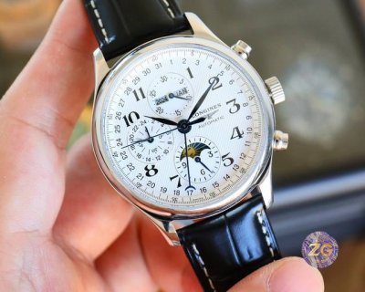 今日推荐 升级版42Mm 皮钢同 超卓功能 释放多才人生 俊朗设计 尽显儒雅气质 这两句佳话 在 名匠 腕表体现的淋漓尽致 zg厂出品的 名匠 无论是外观细节
