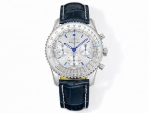 Bls出品：百年灵全新航空计时腕表 Navitimer 问世70周年，百年灵以大胆色彩焕新演绎经典腕表。尺寸43Mm，迭代款无疑是地道的航空计时腕表，带有环形飞