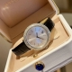 同价 Swarovski 施华洛世奇 夏日气质配饰，这款手表结合了简约的设计和亮眼的钻圈搭配，令整个时尚的搭配加分，活力四射，新版的天鹅Logo更是吸睛，增添一
