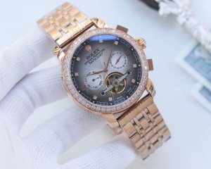 尊享价： 品牌：劳力士-Rolex 类型：男士腕表 壳套：顶级版316精钢L 表带：316精钢表带 机芯：全自动进口机械机芯 镜面：矿物质防刮镜面玻璃 尺寸：直