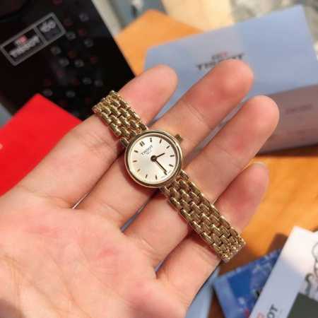 纯原单！Original Tissot,天梭t058乐爱系列石英女表，最紧致的一款手表超级简约，超级上手。原装瑞士石英机芯、天然太阳纹路表盘，光影间交织腕间清梦 - 点击图像关闭