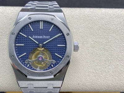 R8 爱彼 Audemars Piguet 爱彼.皇家橡树陀飞轮腕表 型号：26515Or.Oo.120Or.01千变万化的图案，对比与色彩，探索全新途径，心灵