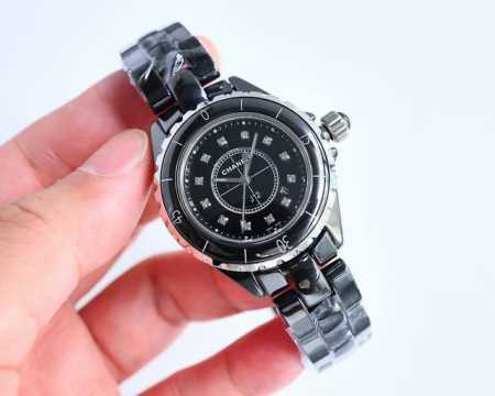 统一价： 不配证书-50 Chanel 香奈儿j12系列，表径～33Mm！进口瑞士原装专柜同型号机芯 零故障 真钻原装机芯！高科技精密陶瓷搭配精钢旋入式表冠， - 点击图像关闭