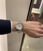 卡地亚蓝气球 Cartier Ballonbleu 原版开模 顶级 同步 类型：顶奢级男士自动机械腕表 镜面：镀膜镜面 指针：时，分，秒 表面：扭索纹银白字面