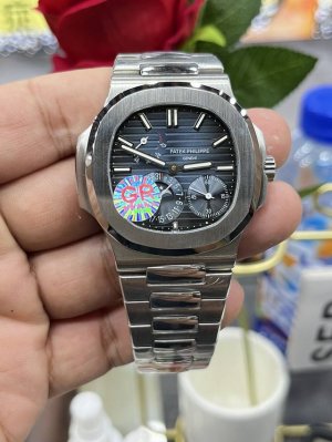 全新百达翡丽5712Gr“钢王之王”震撼出道！超级一体机Cal.240 Ps Irm C Lu。全机芯零件265个，机芯宝石同色原装一色鸽子血，平面游丝，216