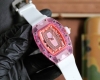 理查德米勒 Richard Mille最新推出Ladies Rm07-02Pink Lady Sapphire，腕表结合了女姓化的外观和先进的技术含量。需要进行