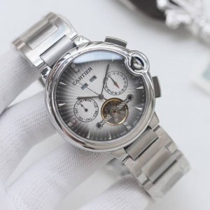 金壳+20钢带30品牌：卡地亚-Cartier类型：男士腕表壳套：顶级版316精钢L表带：进口小牛皮表带 316L精钢表带机芯：全自动进口机械机芯镜面：矿物质防
