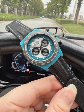 Sj出品 钻 劳力士 Rolex 迪通拿系列 Ap9 最新改装碳纤维迪通拿。整表仅53克，搭载丹东4801机芯。当经典与创新碰撞，劳力士碳纤维迪通拿应运而生。它 - 点击图像关闭