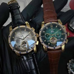 品牌: 百达翡丽 飞轮新品，商务休闲 奢华大气类型：精品男士腕表 新品 表带：真牛皮表带 舒适 316L精钢表带 耐用 机芯:高级机械机芯 稳定 材料：矿物质防