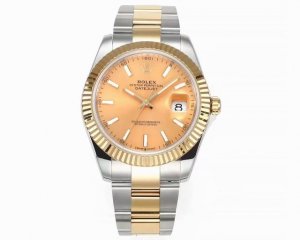 Rolex 劳力士41Mm日志系列 超级精品 火爆来袭 真正原装的 欢迎来对比 突破极限 整表的精彩细节如下: 1字面指针夜光采用瑞士夜光 跟原版一样 夜光明亮