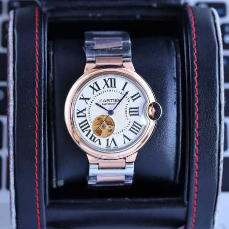 皮 钢带 金白同价 卡地亚 Cartier 蓝气球系列，精品男士腕表，劲爆镂空设计，精雕细琢，技艺精湛，尊贵大气，绅士风范。采用进口西铁城机械机芯 零返修 ，顶 - 点击图像关闭
