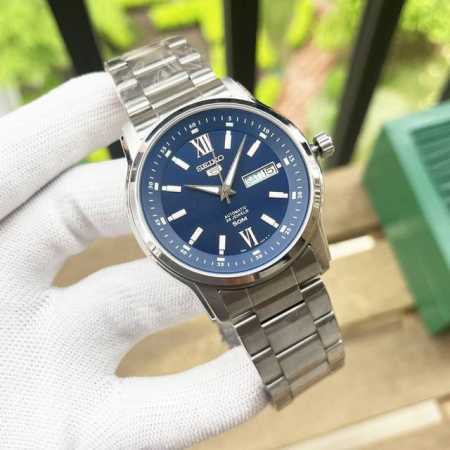 统一 品牌：精工-Seiko 最新款男士商务腕表，超强夜光！！搭载原装7S36全自动精工进口机械机芯 大气新颖的表盘 316精钢表壳 升级蓝宝石玻璃 ，全新升级 - 点击图像关闭