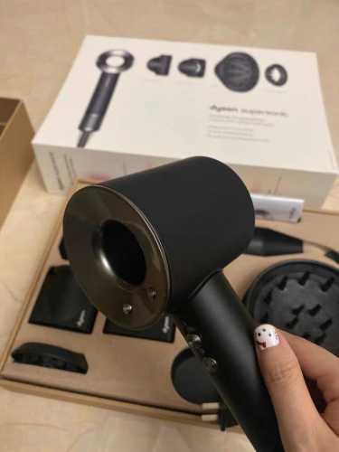 420 戴森吹风机Dyson 银黑 实拍细节