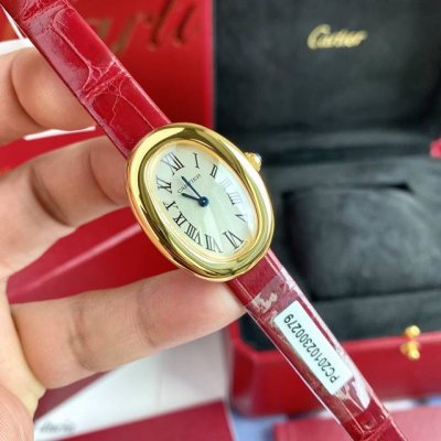 新款！通体包18K黄金+美洲皮表带！卡家最新经典之作！Baignoire浴缸系列腕表，典雅欧风浴缸形状，完美演绎的经典美学，涌现腕表设计的焕新力量！椭圆表壳，典